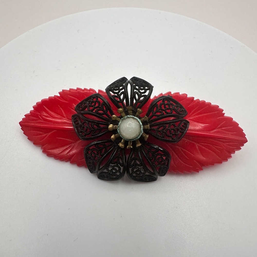 Vintage 50s Red Leaf Filigree Pearl Brooch Pin Women's Jewelry